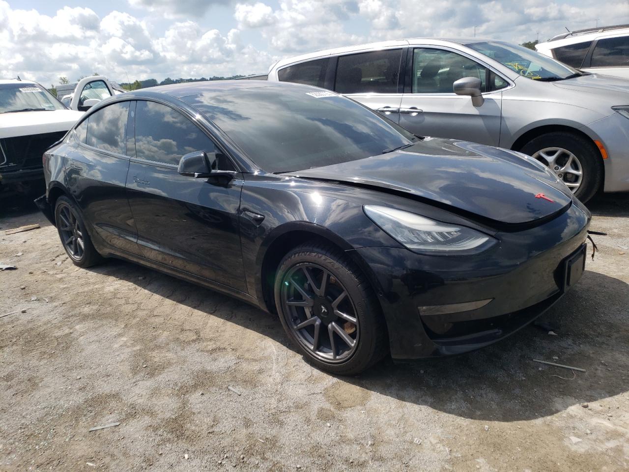 5YJ3E1EB3JF103253  tesla model 3 2018 IMG 3