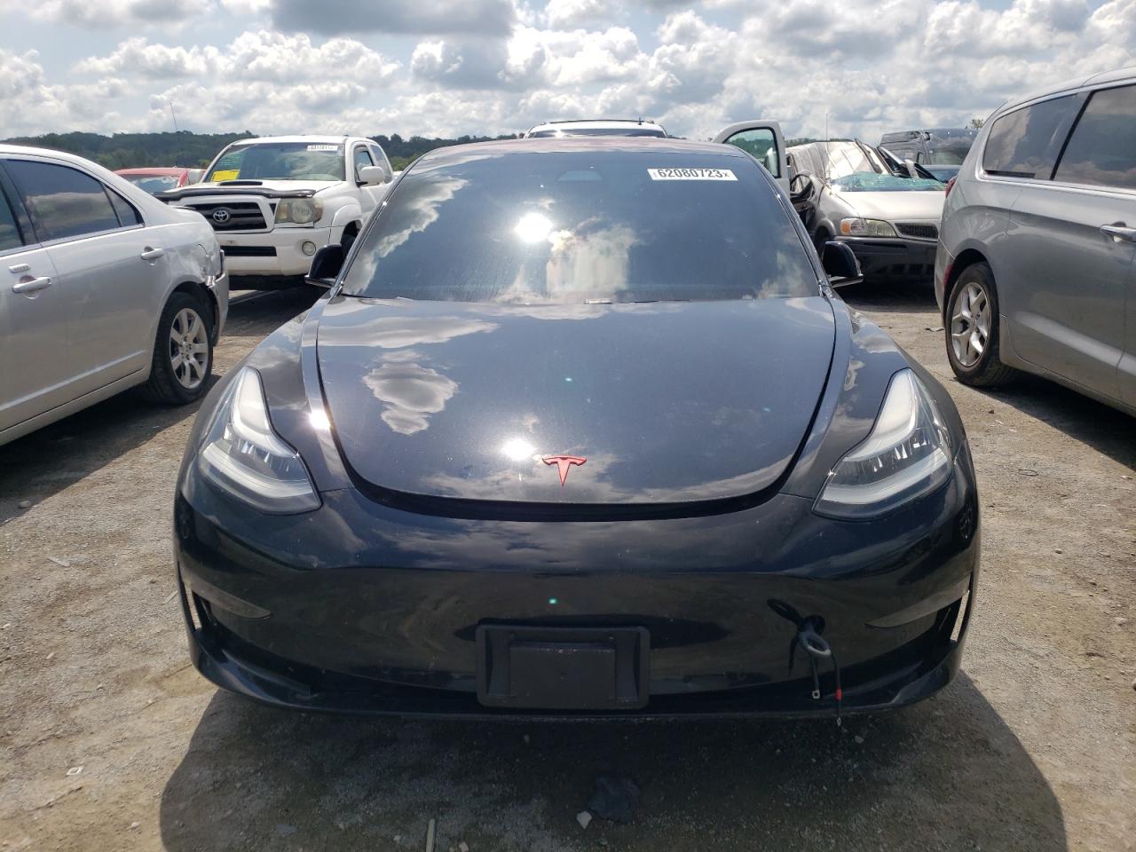 5YJ3E1EB3JF103253  tesla model 3 2018 IMG 4