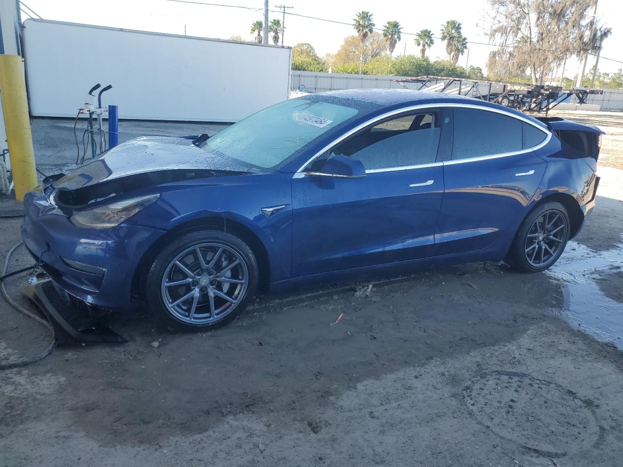 5YJ3E1EB4JF130607  tesla model 3 2018 IMG 0