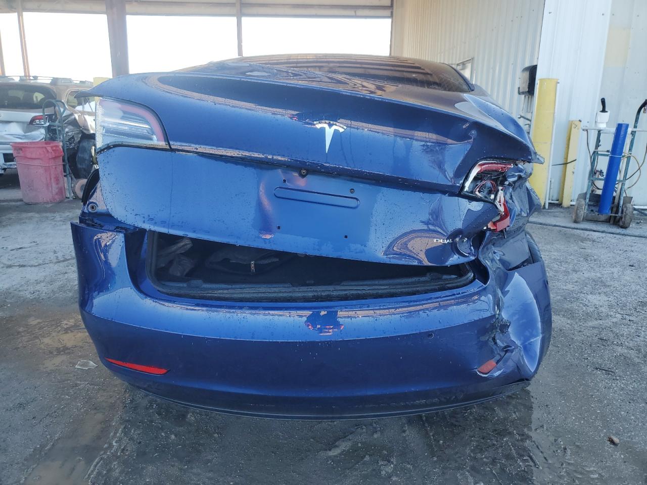 5YJ3E1EB4JF130607  tesla model 3 2018 IMG 5