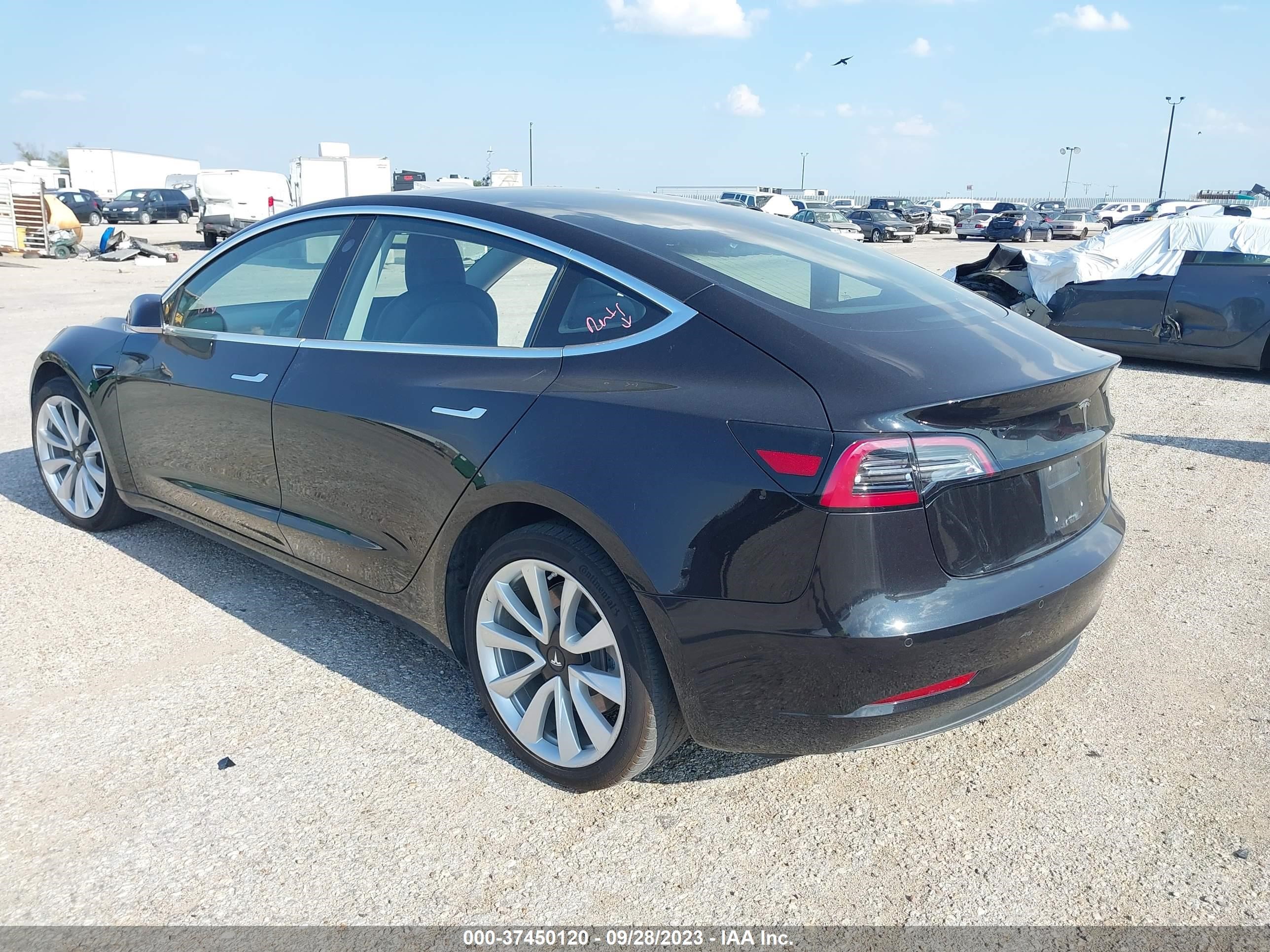 5YJ3E1EB5JF090554  tesla model 3 2018 IMG 2