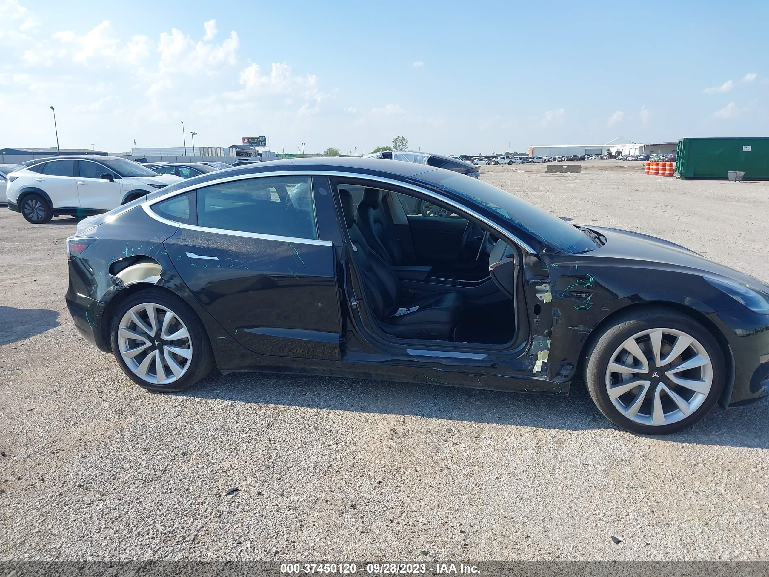 5YJ3E1EB5JF090554  tesla model 3 2018 IMG 5