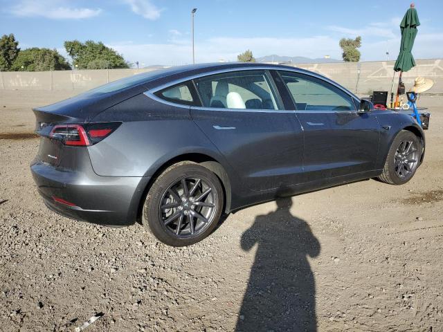 5YJ3E1EB5JF170159  tesla model 3 2018 IMG 2