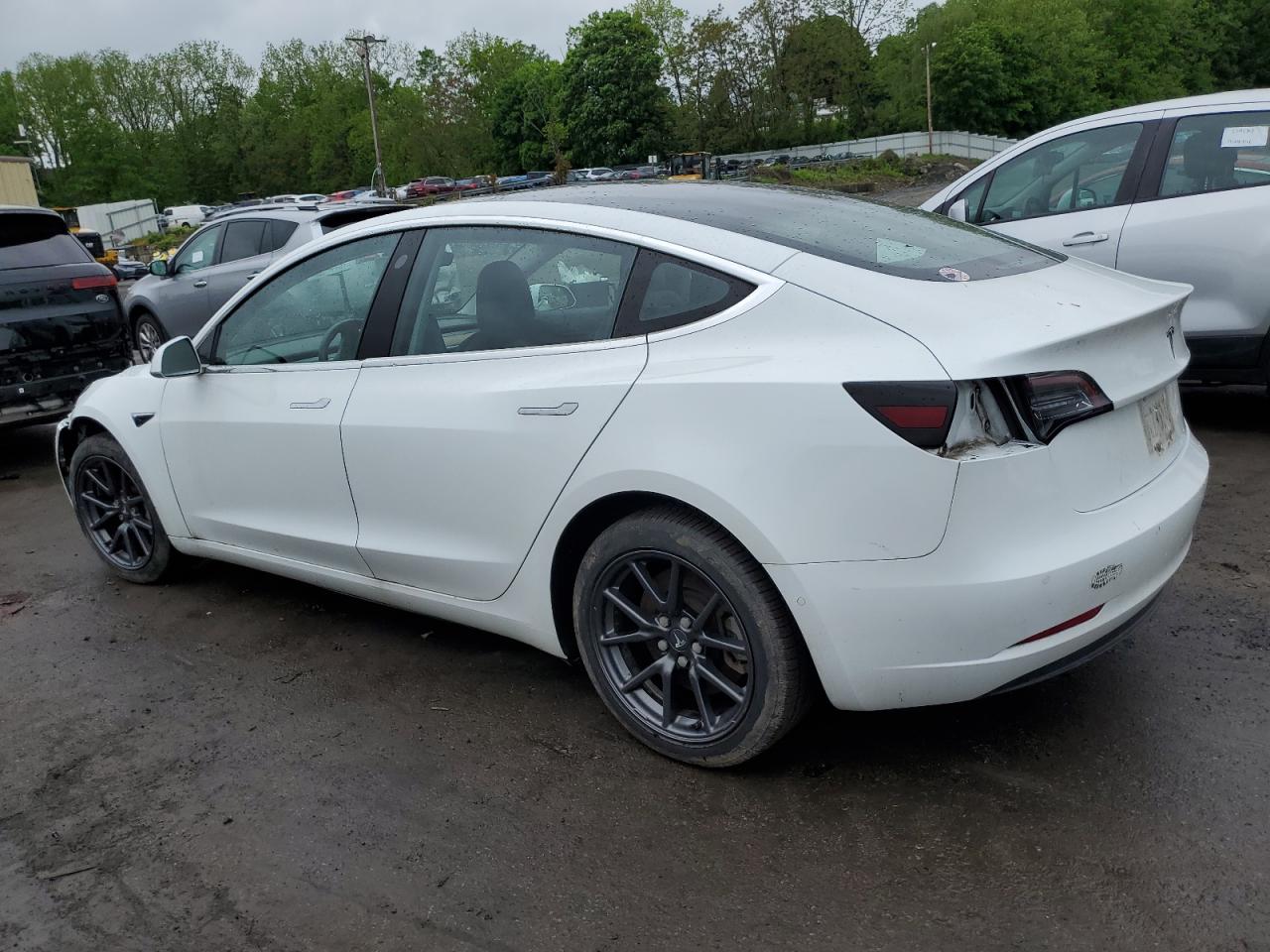 5YJ3E1EB6JF066845  tesla model 3 2018 IMG 1