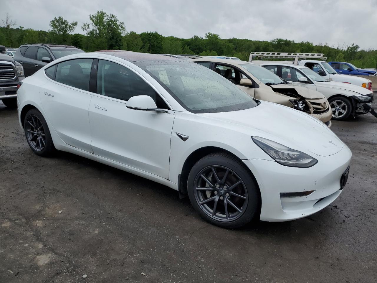 5YJ3E1EB6JF066845  tesla model 3 2018 IMG 3