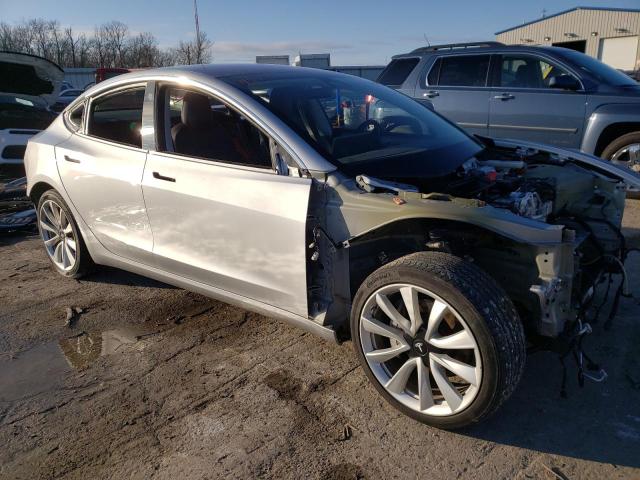 5YJ3E1EB6JF087601  tesla model 3 2018 IMG 3