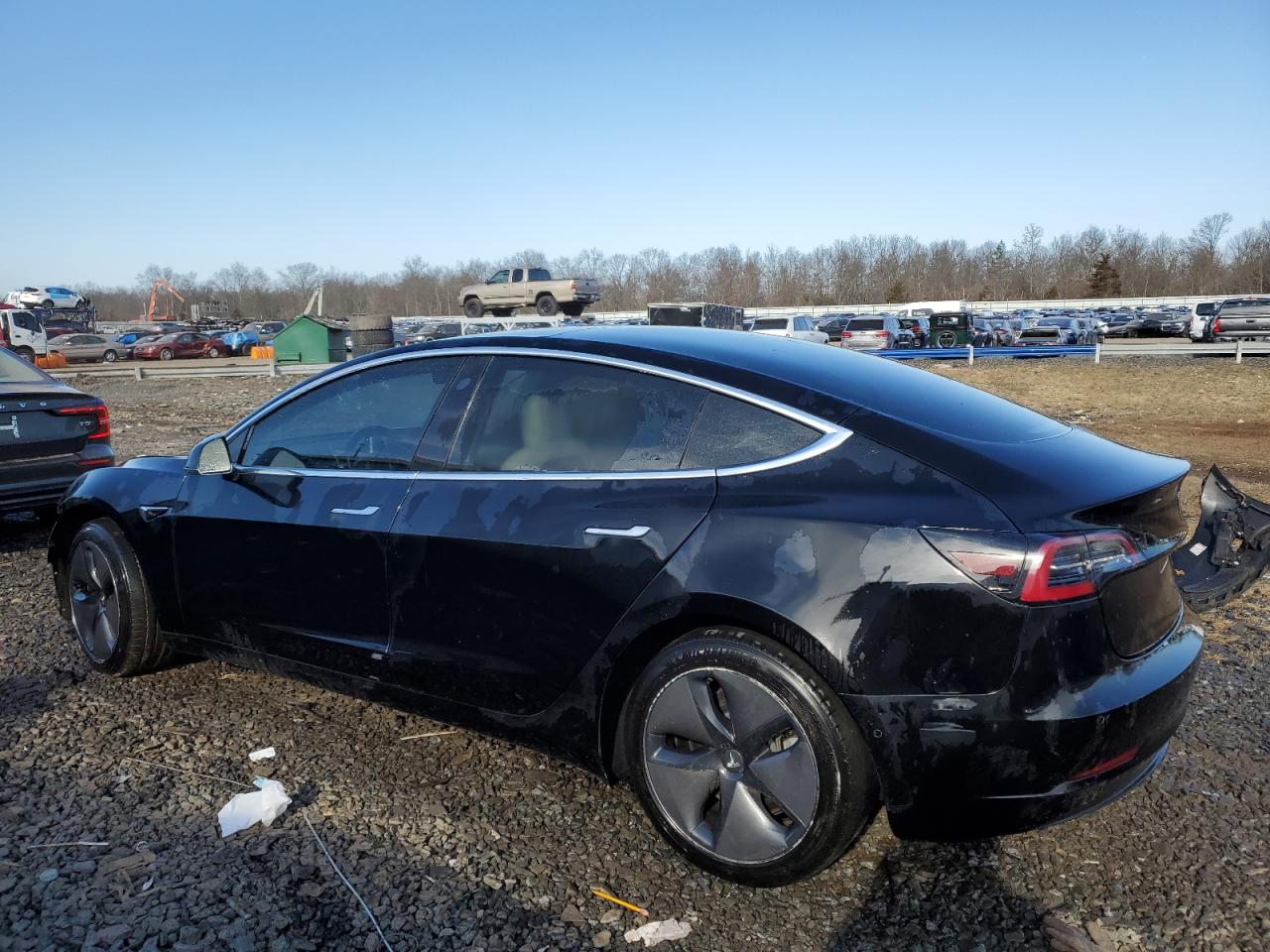 5YJ3E1EB6JF170686  tesla model 3 2018 IMG 1