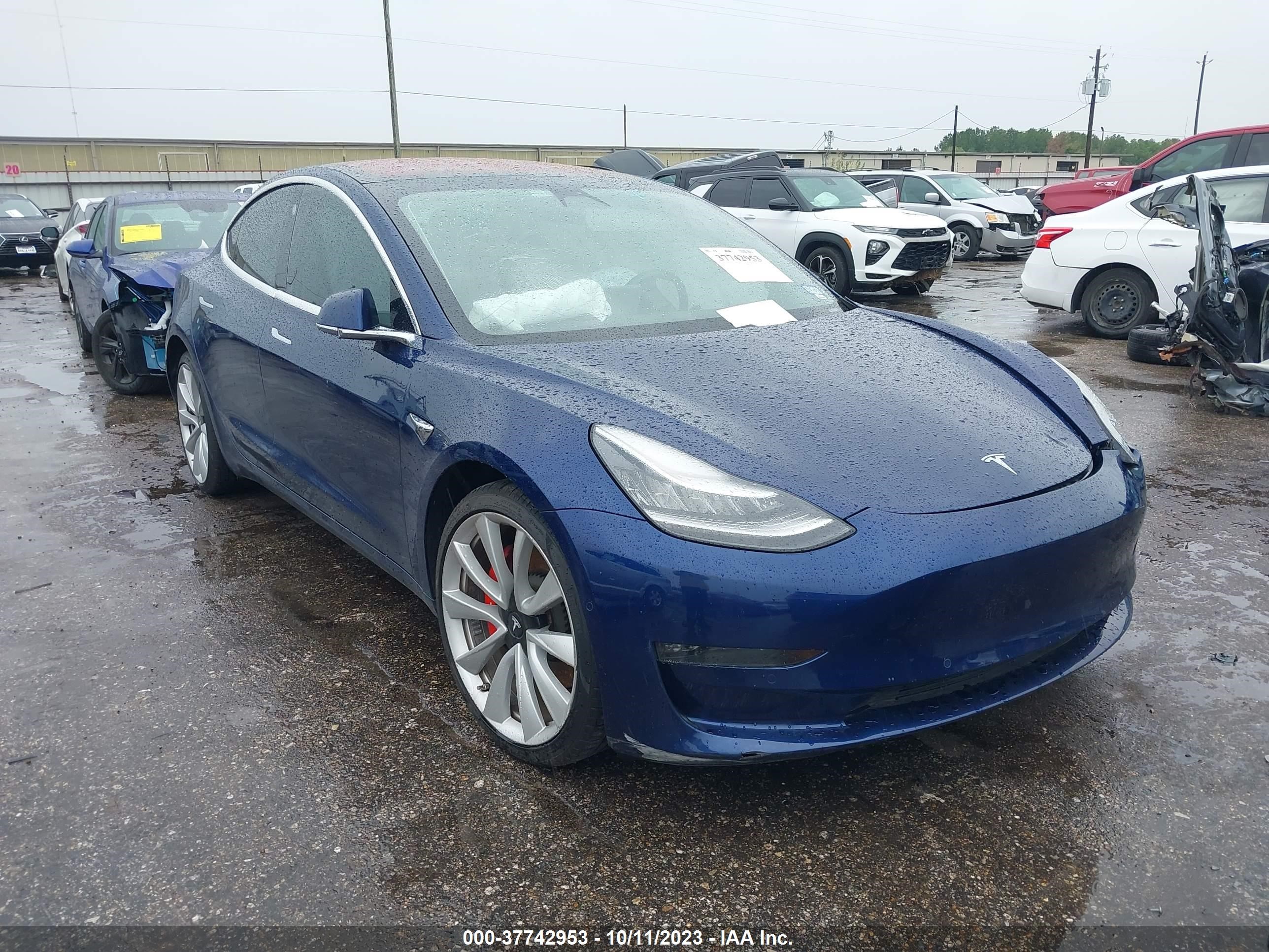 5YJ3E1EB7JF074193  tesla model 3 2018 IMG 0