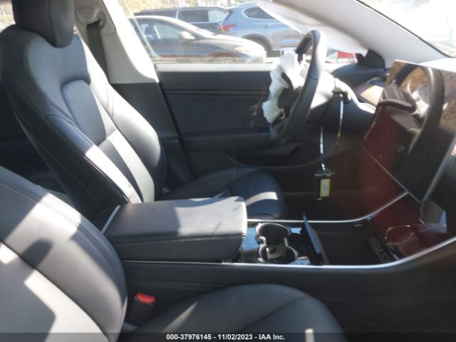 5YJ3E1EB8JF104964  tesla model 3 2018 IMG 4