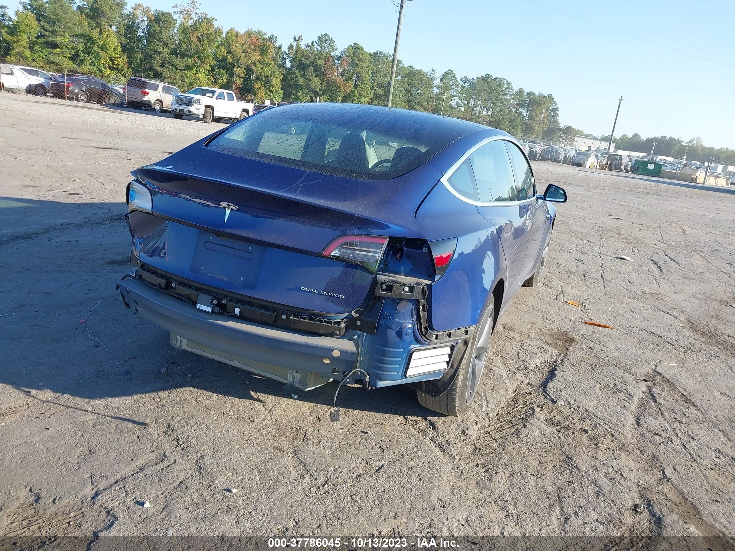 5YJ3E1EB8JF120503  tesla model 3 2018 IMG 3