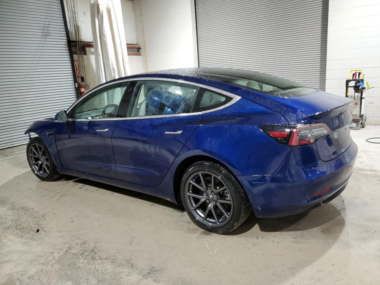 5YJ3E1EB8JF134658  tesla model 3 2018 IMG 1