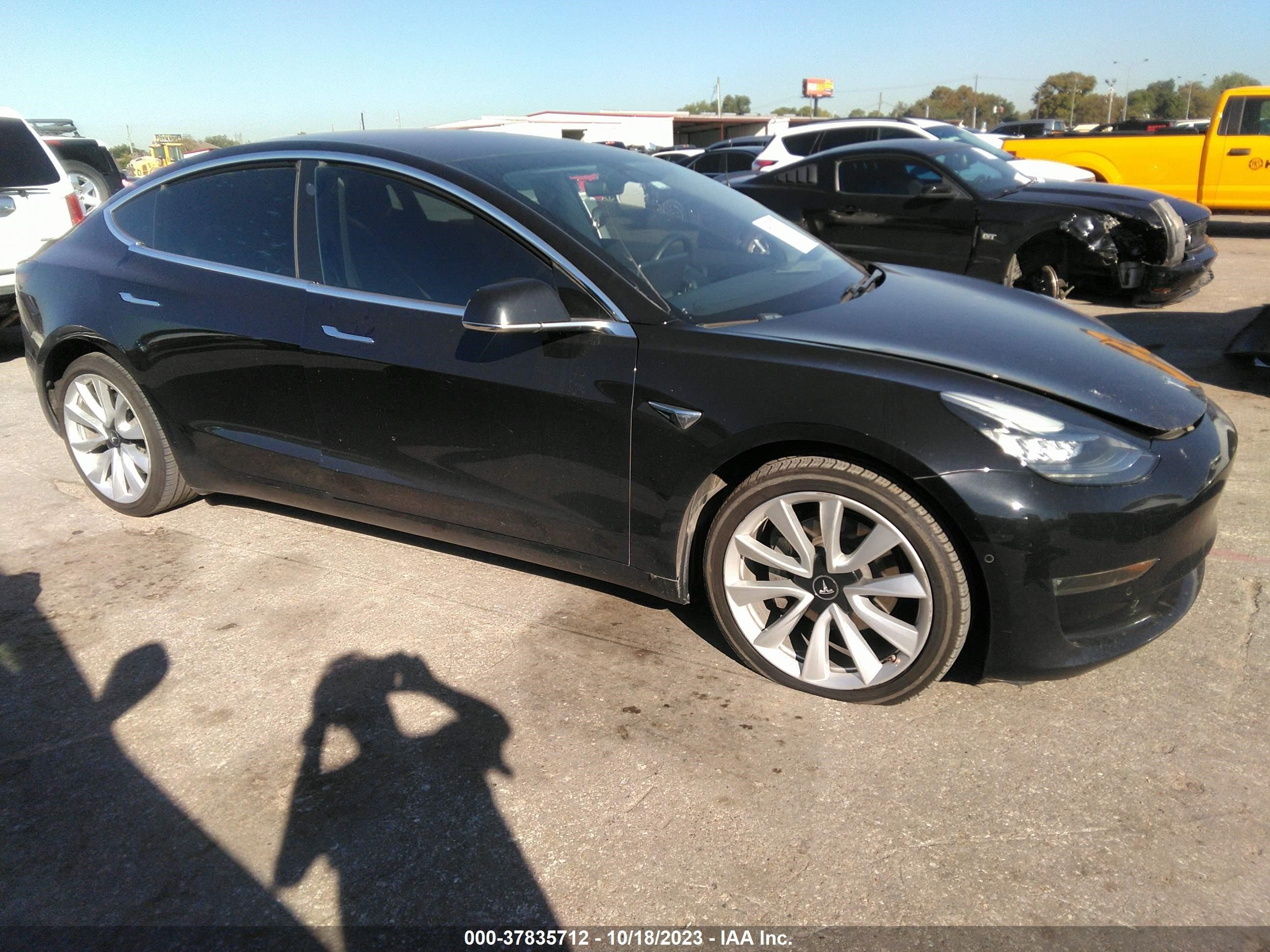 5YJ3E1EB9JF071375  tesla model 3 2018 IMG 0