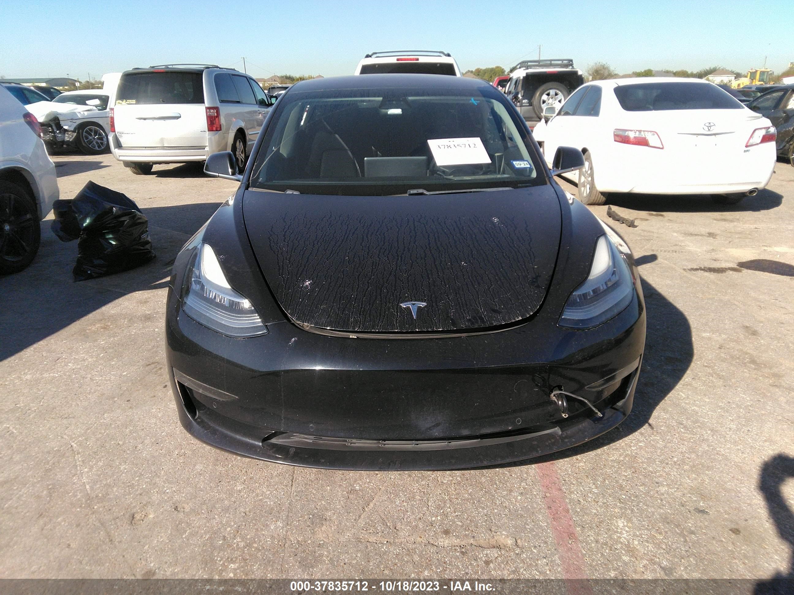 5YJ3E1EB9JF071375  tesla model 3 2018 IMG 5