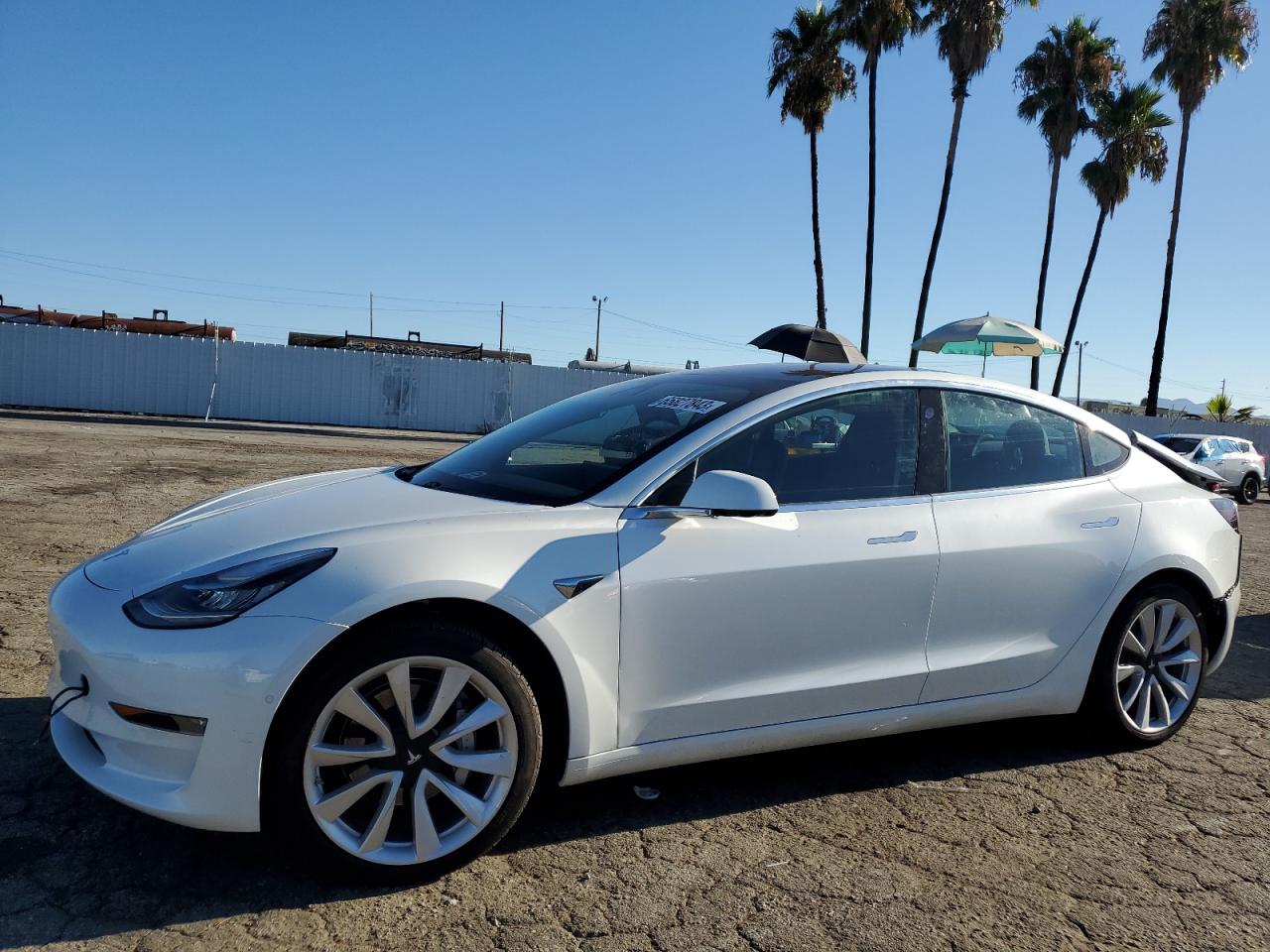 5YJ3E1EBXJF067738  tesla model 3 2018 IMG 0