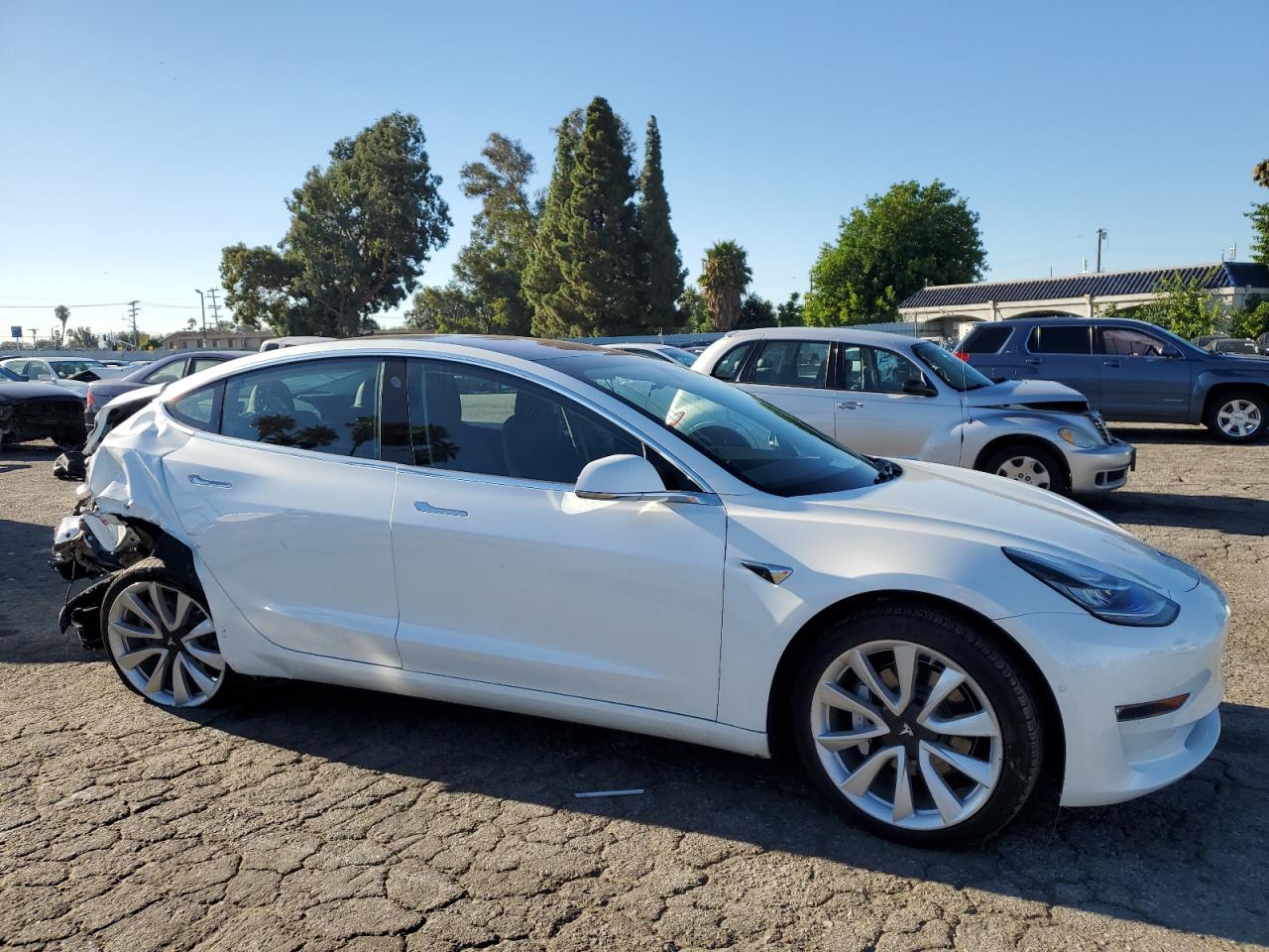 5YJ3E1EBXJF067738  tesla model 3 2018 IMG 3