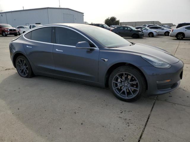 5YJ3E1EA1KF396269  tesla model 3 2019 IMG 3