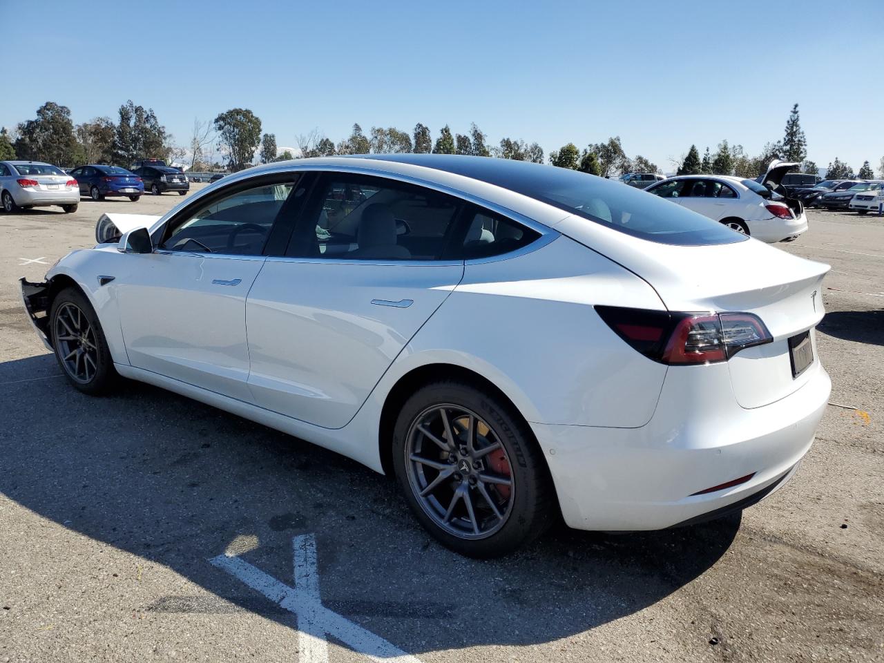 5YJ3E1EA2KF423141  tesla model 3 2019 IMG 1