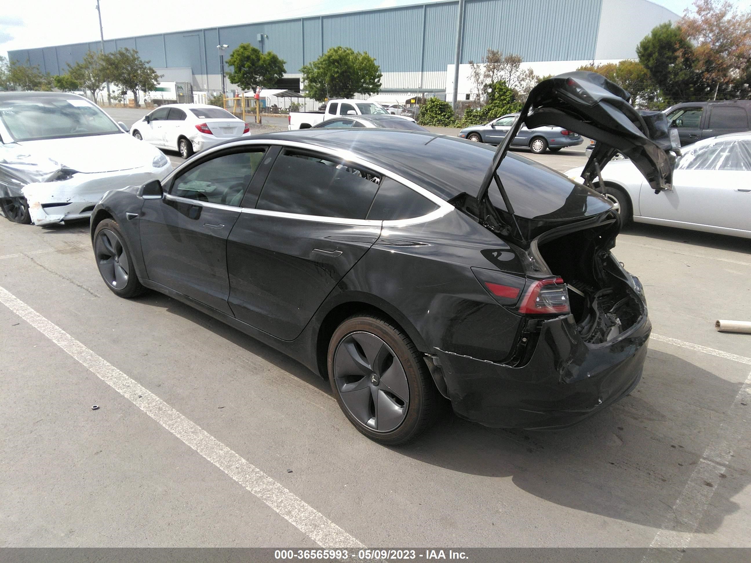 5YJ3E1EA4KF421083  tesla model 3 2019 IMG 2