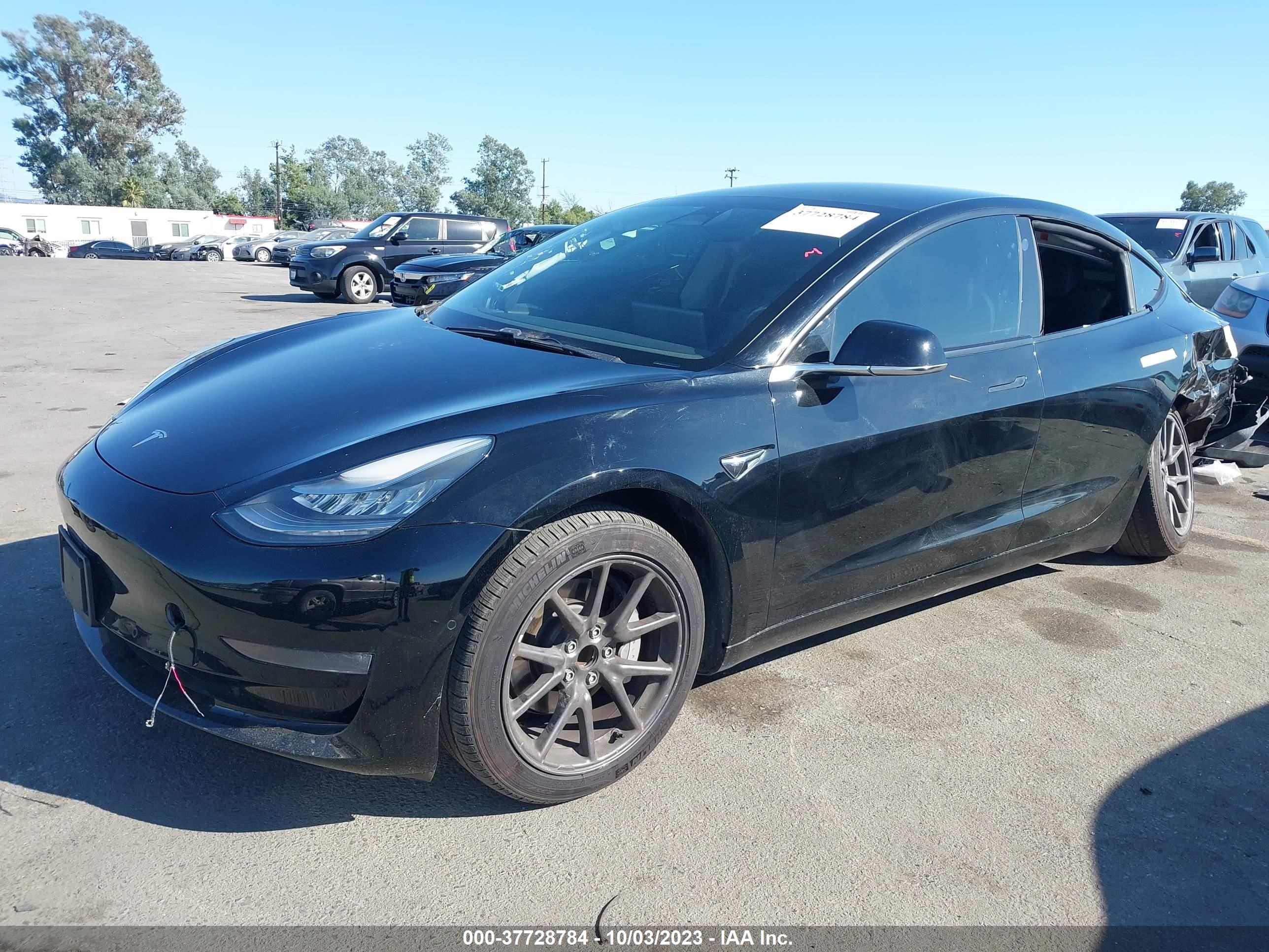 5YJ3E1EA7KF410398  tesla model 3 2019 IMG 1