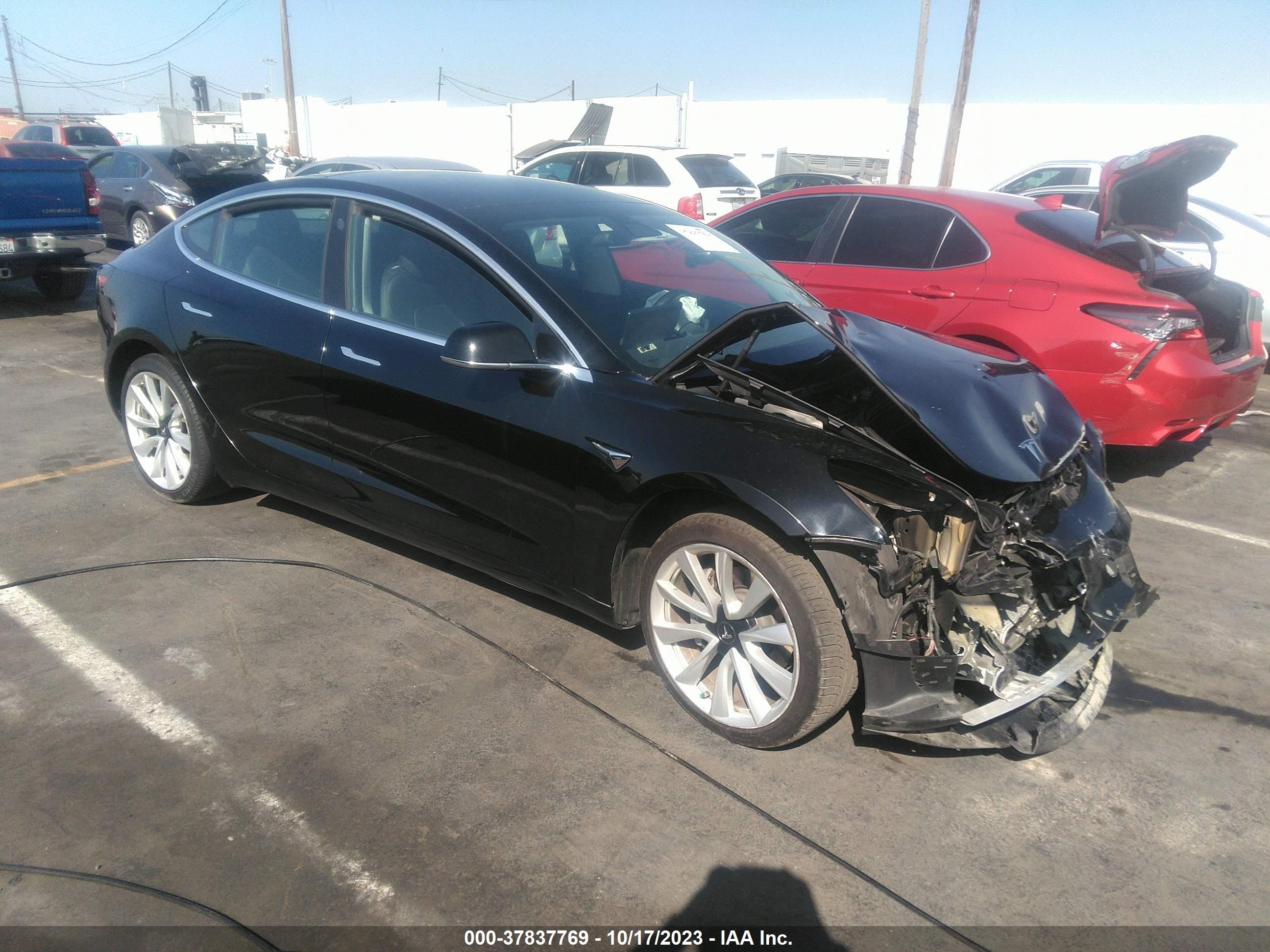 5YJ3E1EA7KF425306  tesla model 3 2019 IMG 0