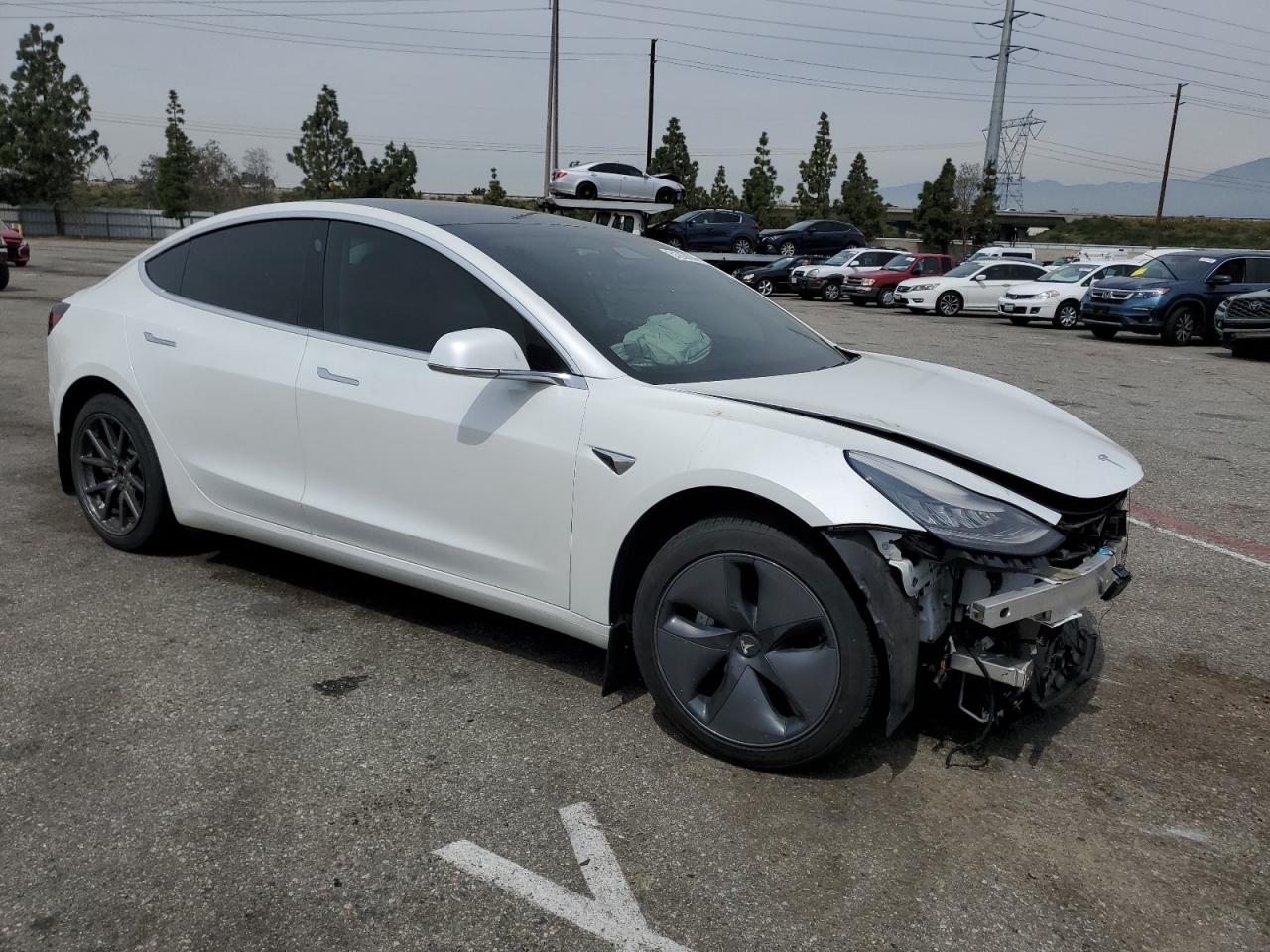 5YJ3E1EA7KF485781  tesla model 3 2019 IMG 3