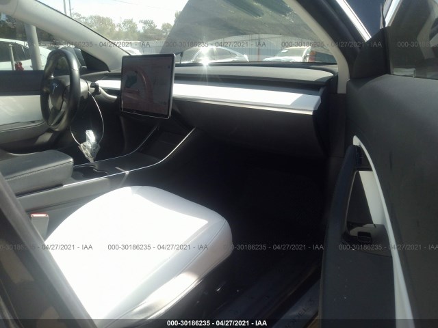 5YJ3E1EA9KF402917  tesla model 3 2019 IMG 4