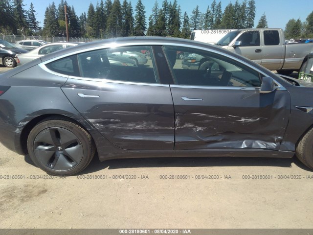 5YJ3E1EB0KF205725  tesla model 3 2019 IMG 5