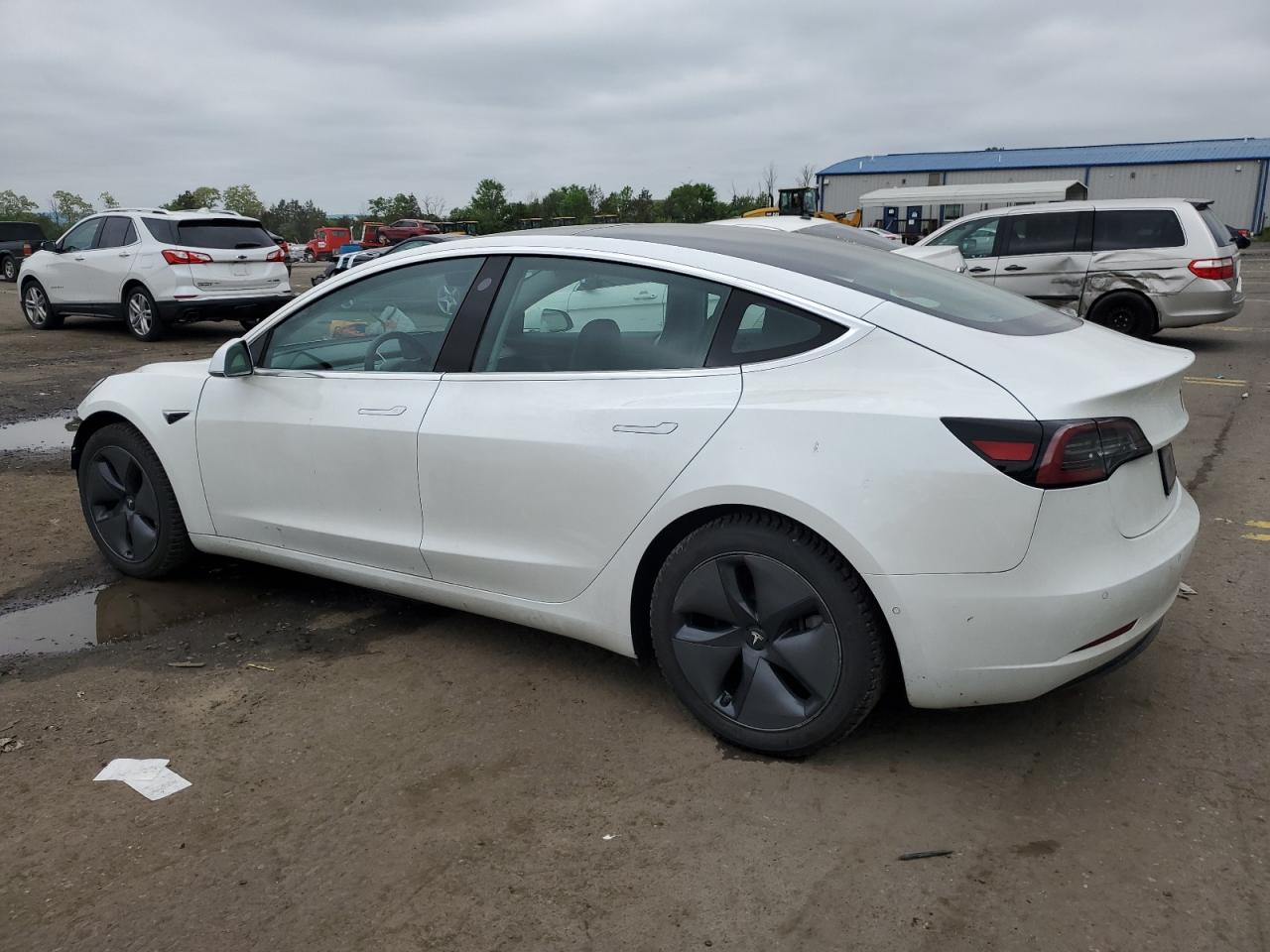 5YJ3E1EB0KF442232  tesla model 3 2019 IMG 1