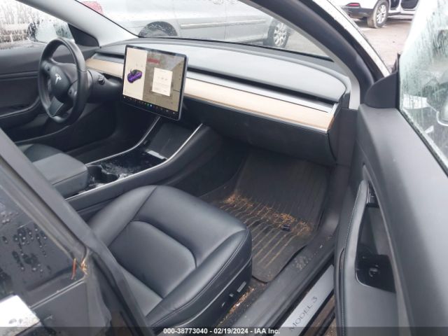 5YJ3E1EB1KF208794  tesla model 3 2019 IMG 4