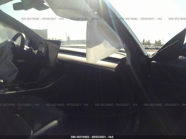 5YJ3E1EB1KF535180  tesla model 3 2019 IMG 4