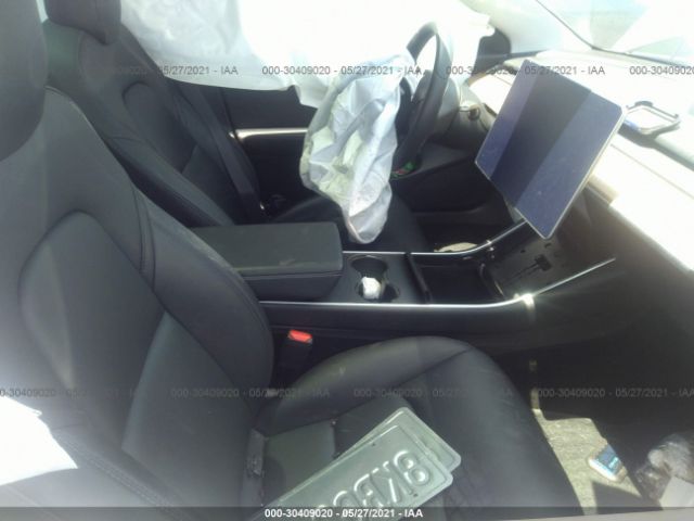 5YJ3E1EB2KF384320  tesla model 3 2019 IMG 4