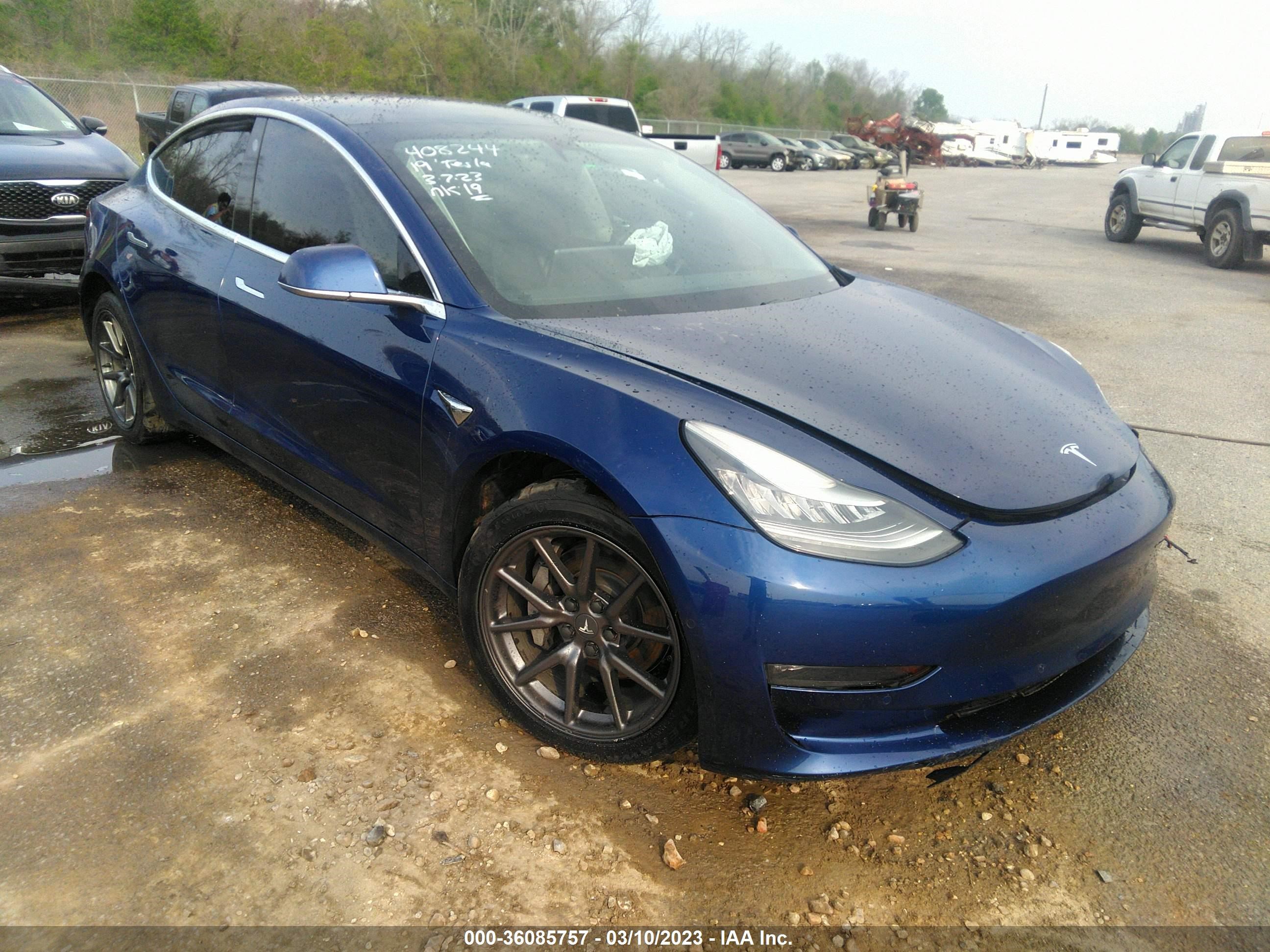 5YJ3E1EB2KF408244  tesla model 3 2019 IMG 0