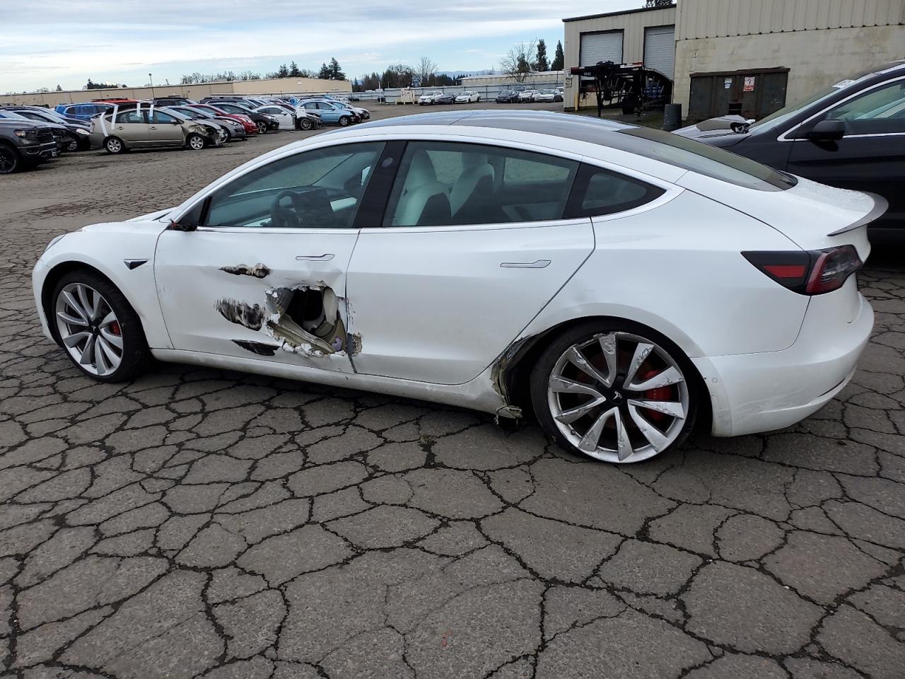 5YJ3E1EB2KF440367  tesla model 3 2019 IMG 1