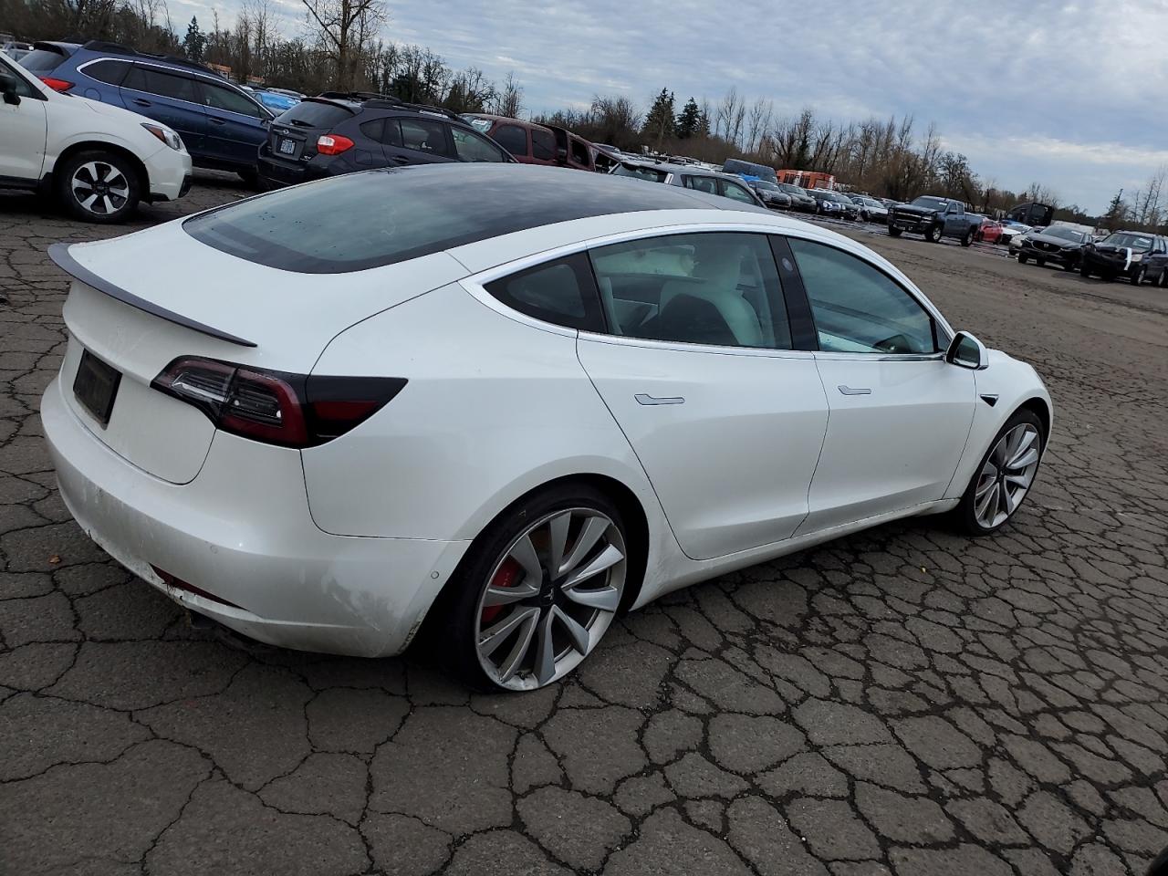 5YJ3E1EB2KF440367  tesla model 3 2019 IMG 2