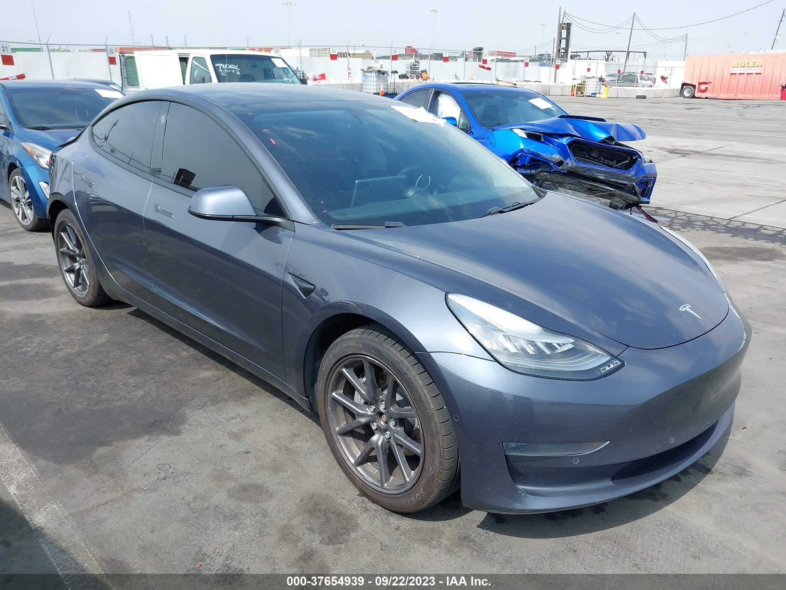 5YJ3E1EB2KF535219  tesla model 3 2019 IMG 0