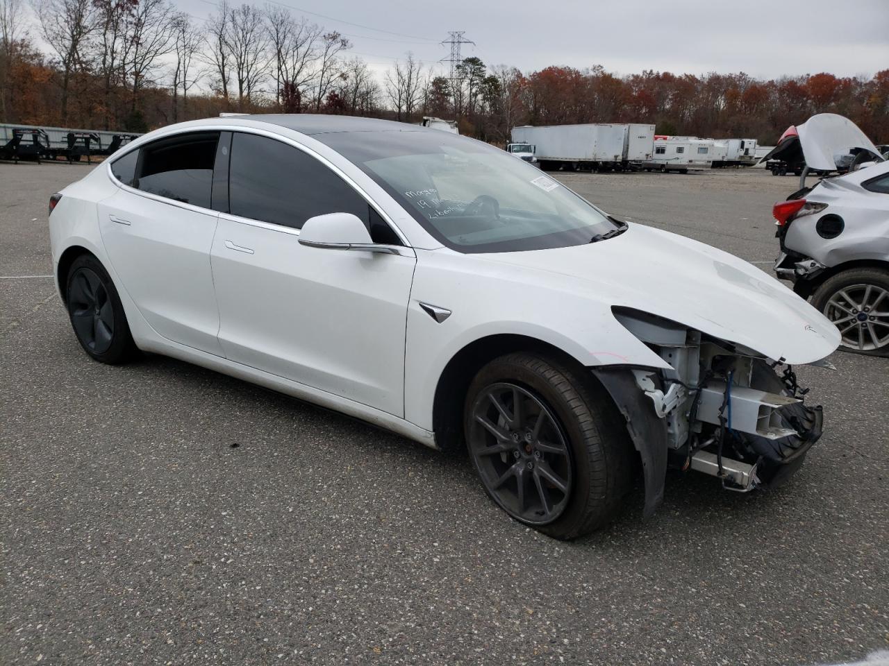 5YJ3E1EB3KF433251  tesla model 3 2019 IMG 3