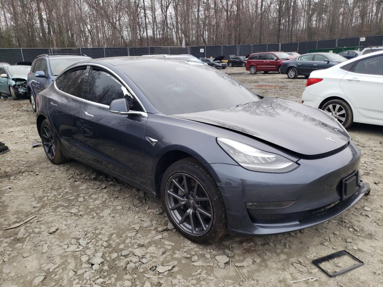 5YJ3E1EB3KF442001  tesla model 3 2019 IMG 3