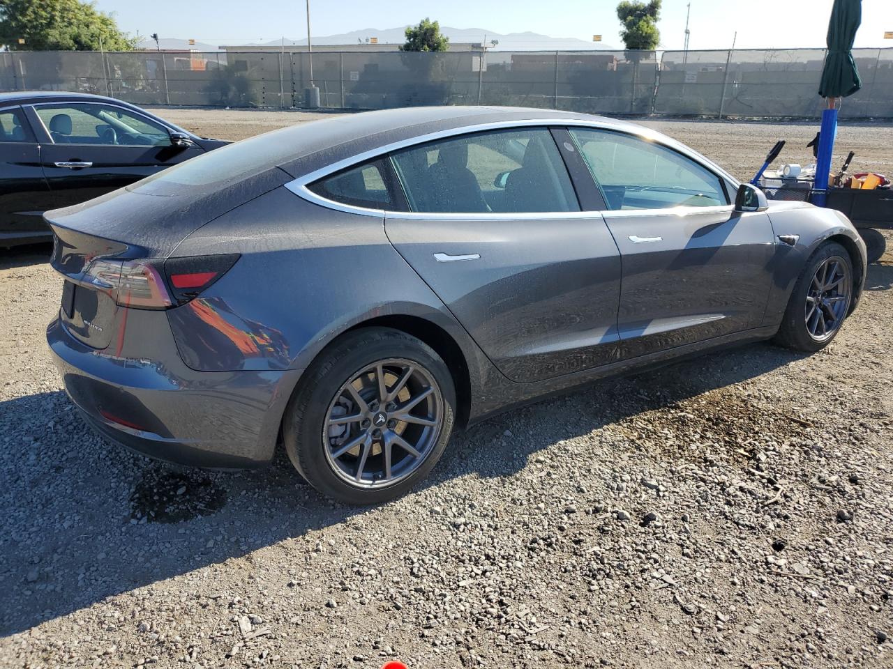 5YJ3E1EB5KF205672  tesla model 3 2019 IMG 2