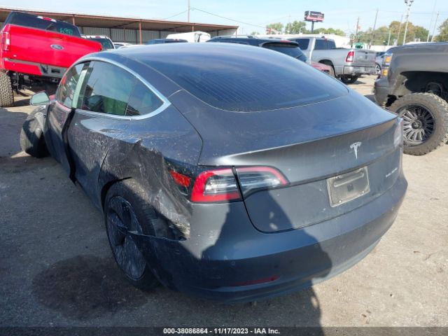 5YJ3E1EB5KF209768  tesla model 3 2019 IMG 2