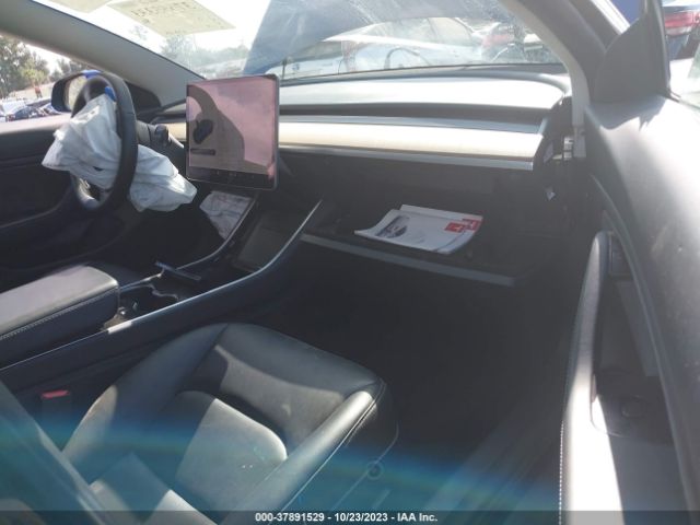 5YJ3E1EB5KF528720  tesla model 3 2019 IMG 4