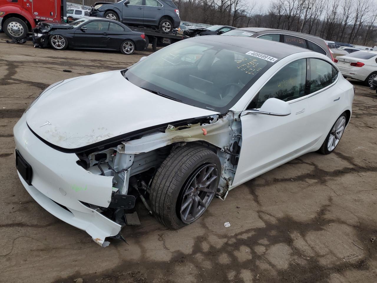 5YJ3E1EB7LF620932  tesla model 3 2019 IMG 0