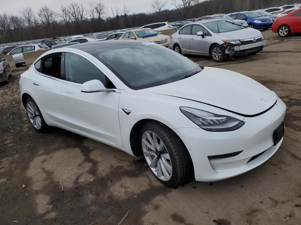 5YJ3E1EB7LF620932  tesla model 3 2019 IMG 3