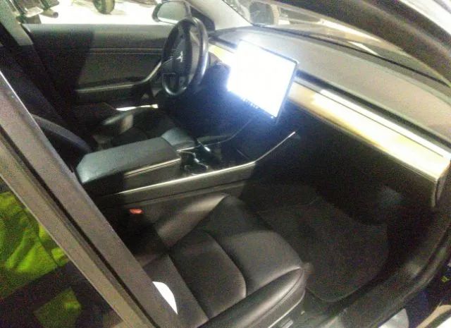 5YJ3E1EB8KF393121  tesla model 3 2019 IMG 4