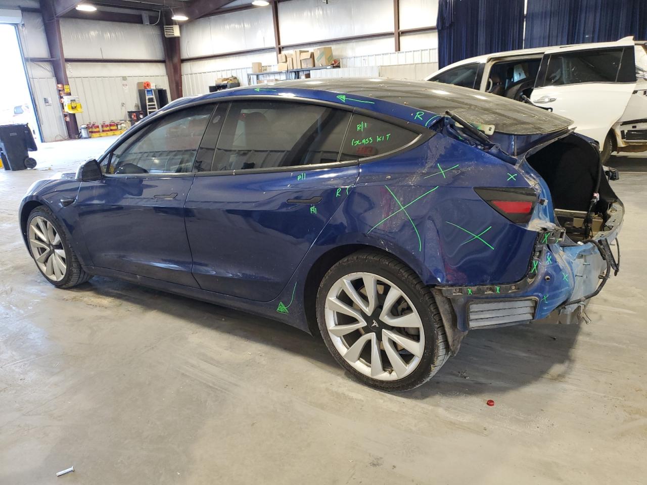 5YJ3E1EBXLF647963  tesla model 3 2019 IMG 1