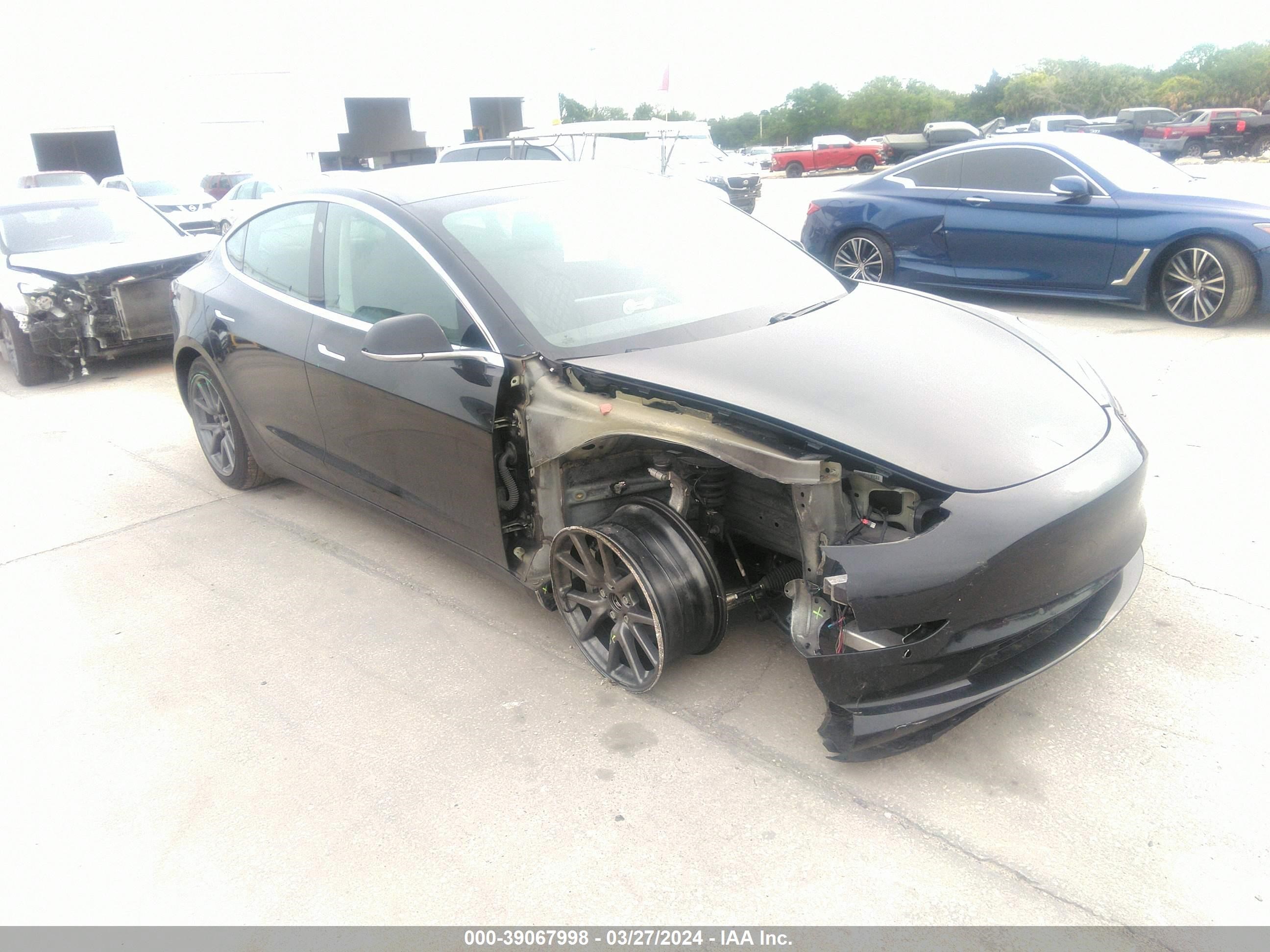 5YJ3E1EA7LF657566  tesla model 3 2020 IMG 0