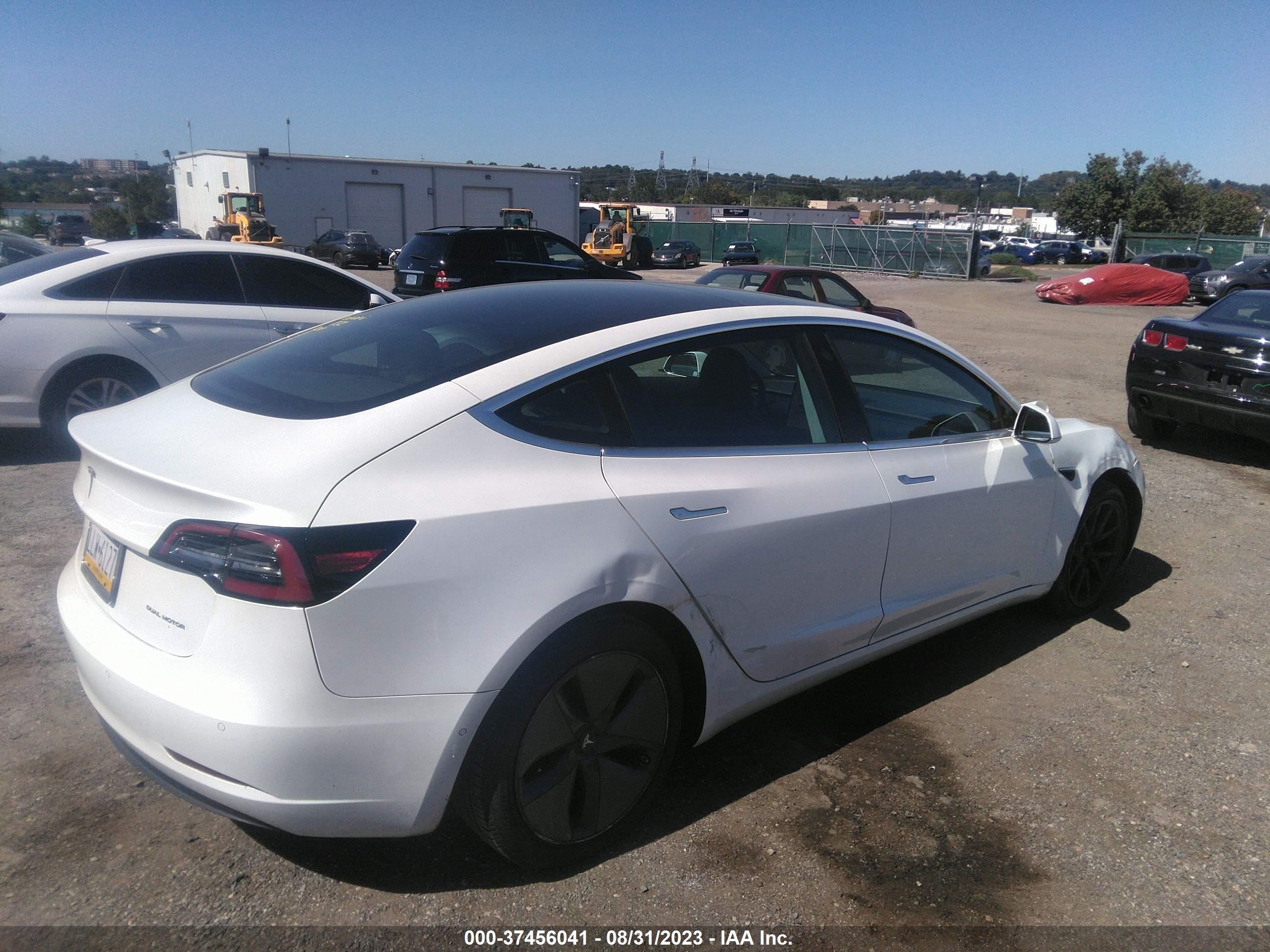 5YJ3E1EB6LF790568  tesla model 3 2020 IMG 3