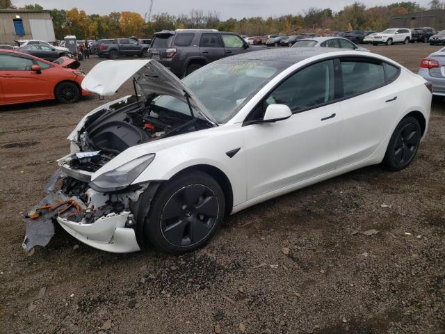 5YJ3E1EB0NF121800  tesla model 3 2022 IMG 0