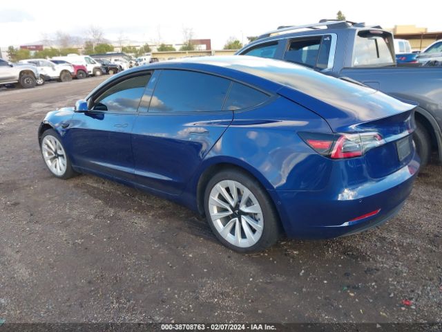 5YJ3E1EB1NF127735  tesla model 3 2022 IMG 2