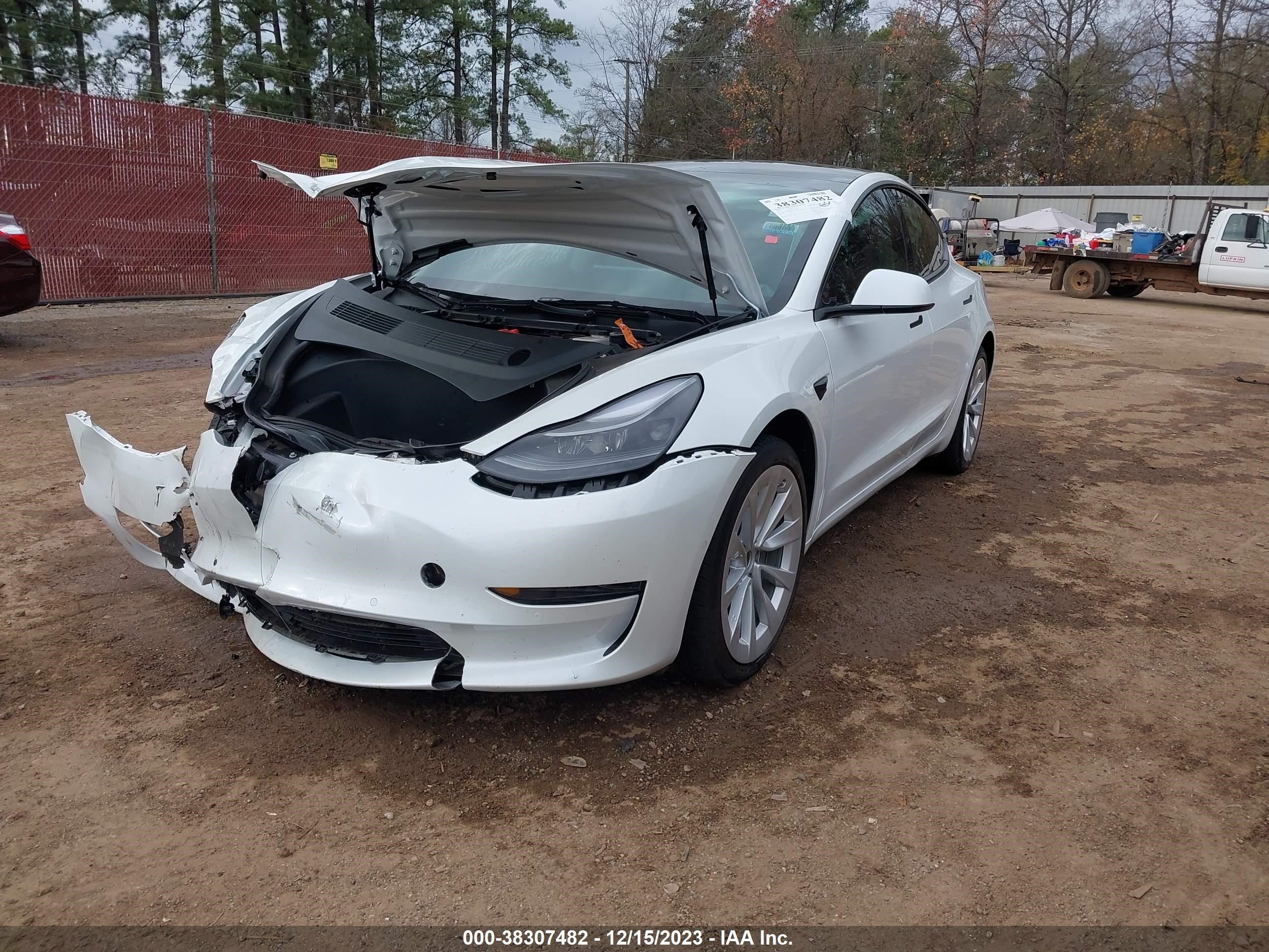 5YJ3E1EB4NF126398  tesla model 3 2021 IMG 1