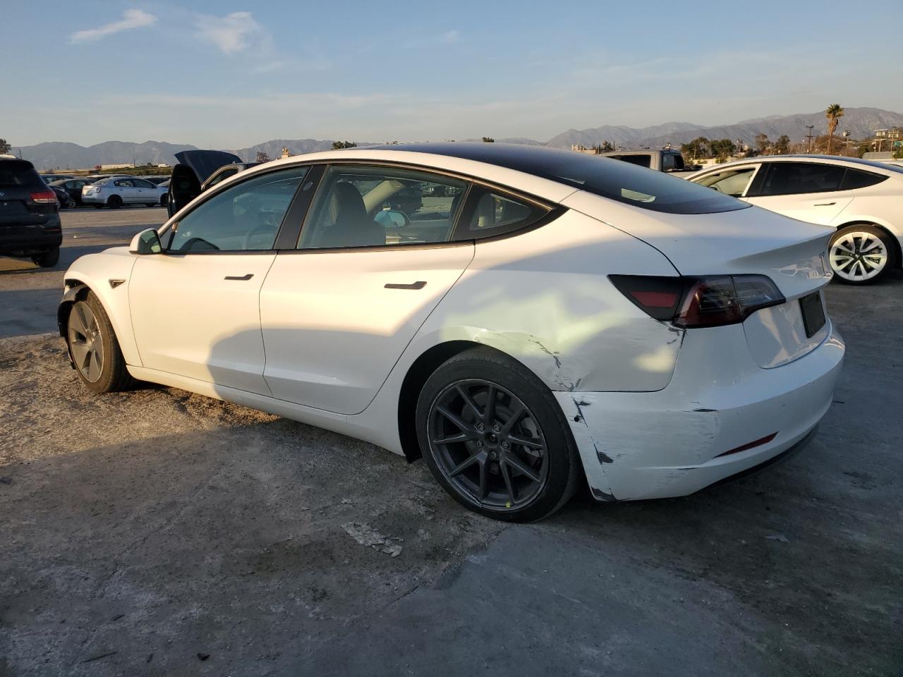 5YJ3E1EB5NF108007  tesla model 3 2021 IMG 1